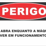 Não Abra enquanto a máquina estiver em Funcionamento - adesivo-20-x-30-cm