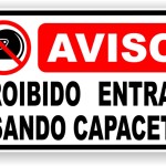 Proibido Entrar Usando Capacete - adesivo-15-x-20-cm