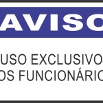 Uso Exclusivo dos Funcionários - adesivo-15-x-20-cm